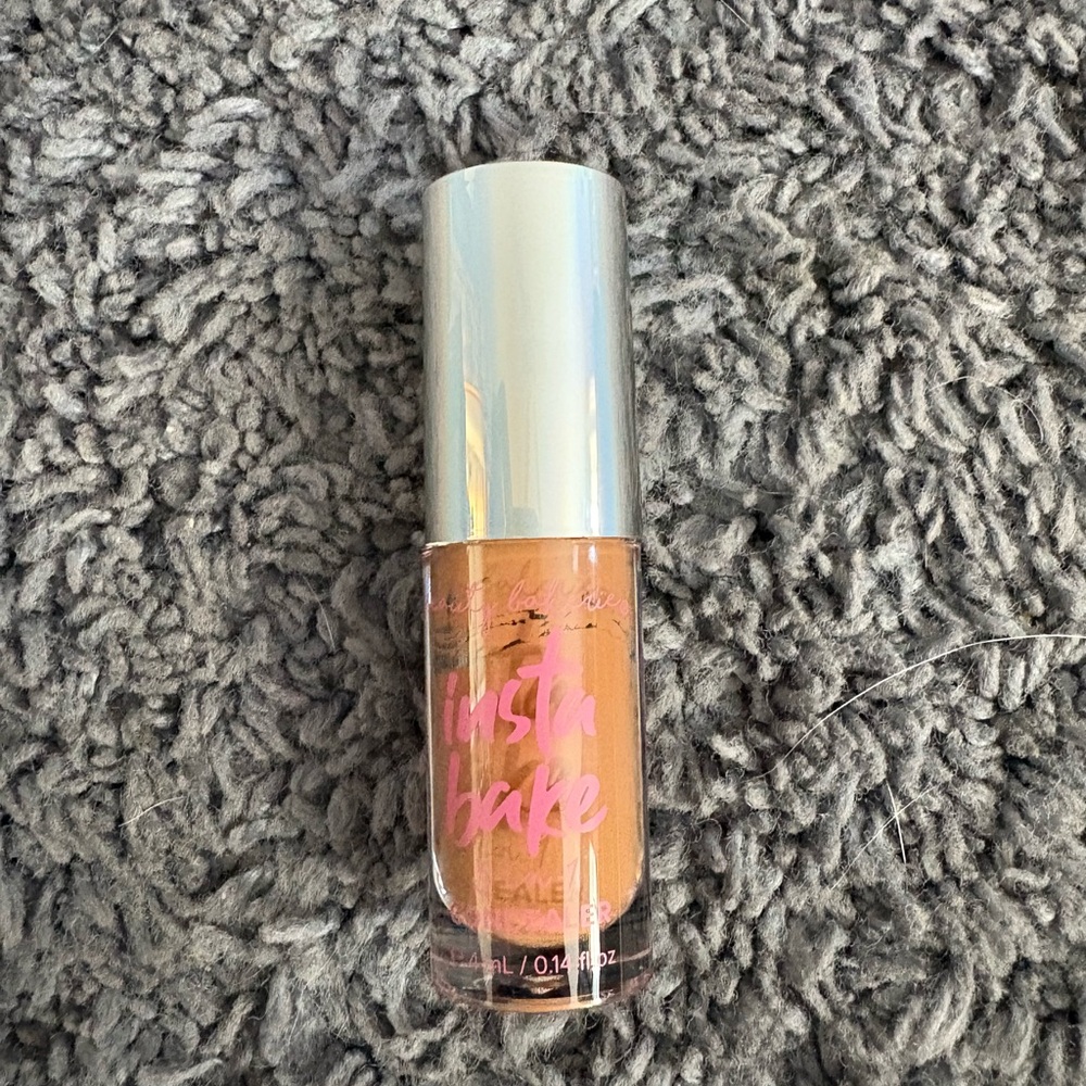 NWT insta bake 3-in-1 full coverage concealer, shade: 004 baking my heart